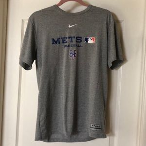 NY Mets Nike dry-fit tshirt